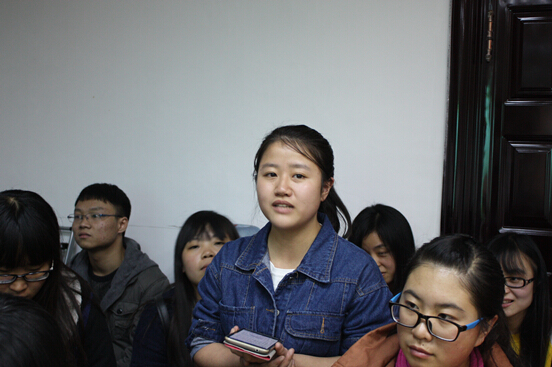 beat365平台官方网站师生座谈会顺利举行